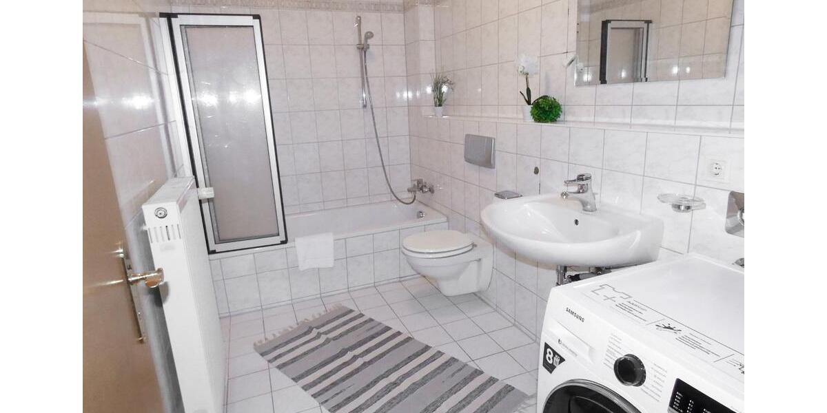 Wohnen auf Zeit Bodenwöhr - 3 Zimmer, 100 m&sup2;, 17&euro; | Angebot:12322700