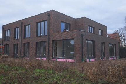 Haus Vreden - 3.5 Zimmer, 109 m&sup2;, 1.360&euro; | Angebot:25280400