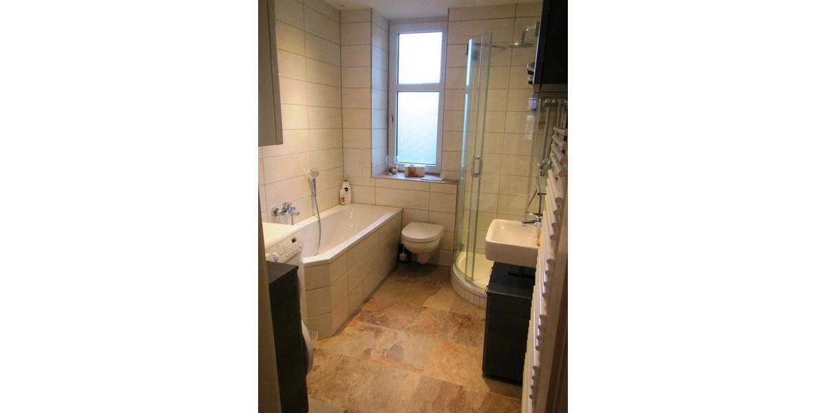 Großzügig geschnittene Wohnung in bester Wohnlage in Erfurt-Süd 4 zimmer