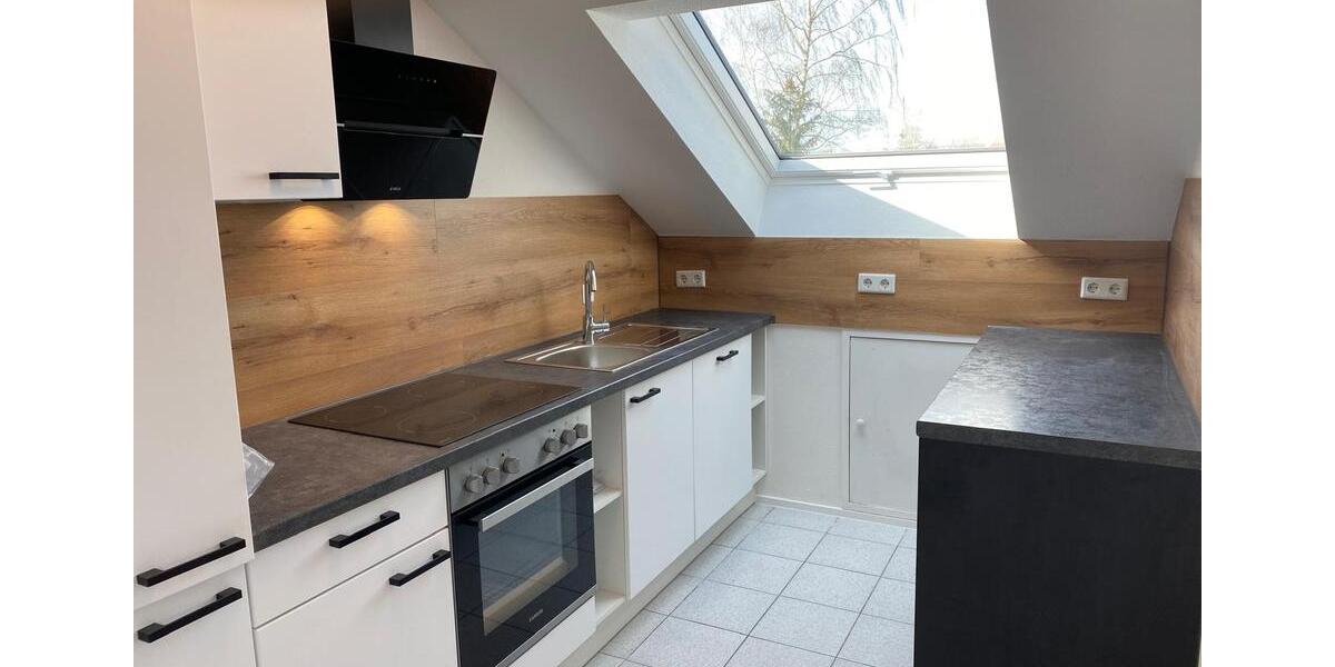 1-Zimmer-Wohnung mit Balkon und EBK in Oettingen zimmer