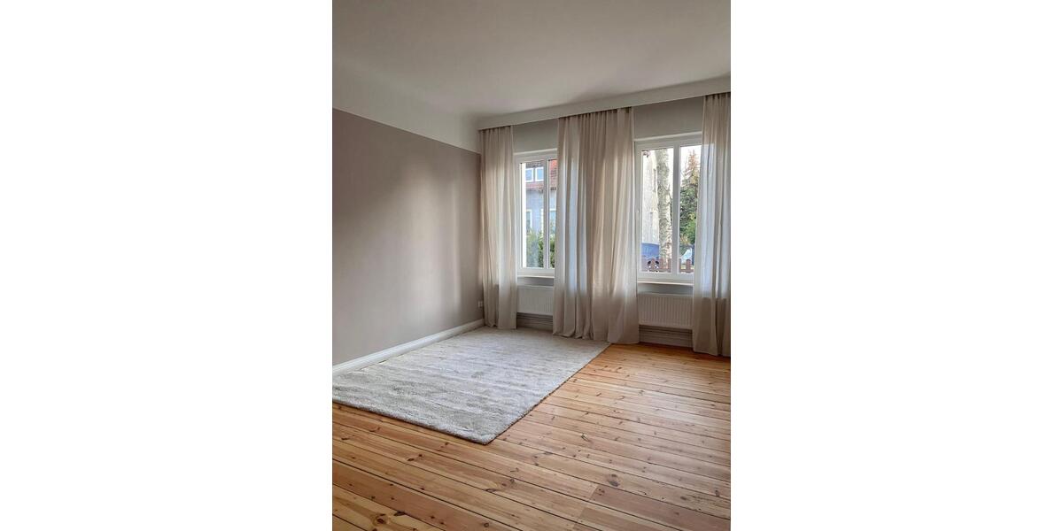 Einfamilienhaus Oranienburg - 5 Zimmer, 150 m&sup2;, 1.950&euro; | Angebot:25223251