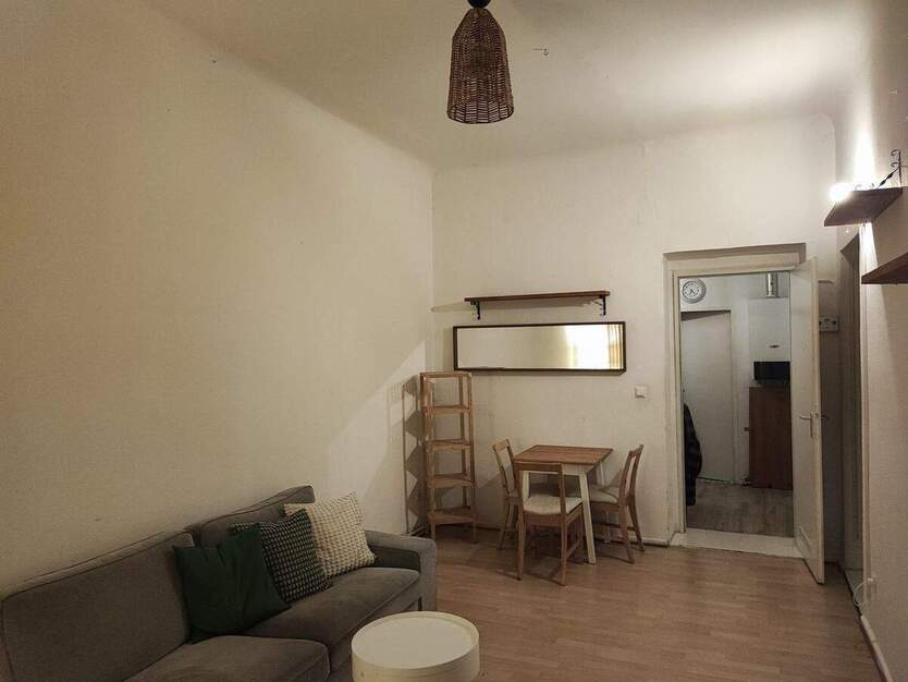 Möblierte 2-Zi Wohnung im Simon-Dach-Kiez 2 zimmer
