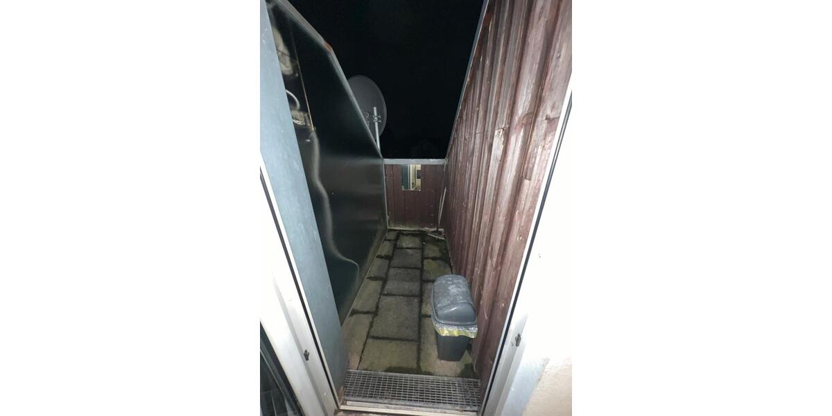 Dachgeschoßwohnung Pulheim - 1 Zimmer, 25 m&sup2;, 390&euro; | Angebot:24720355