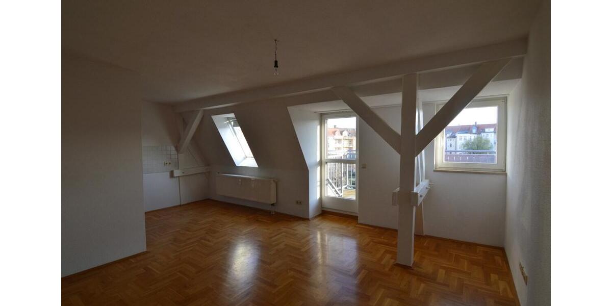 Dachgeschoßwohnung Görlitz - 3 Zimmer, 82 m&sup2;, 655&euro; | Angebot:25713797