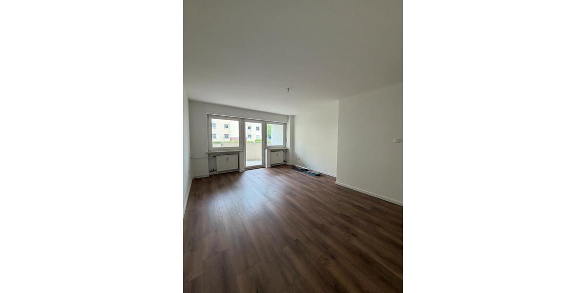 Erdgeschoßwohnung München Bogenhausen - 3 Zimmer, 72 m&sup2;, 1.870&euro; | Angebot:26699670
