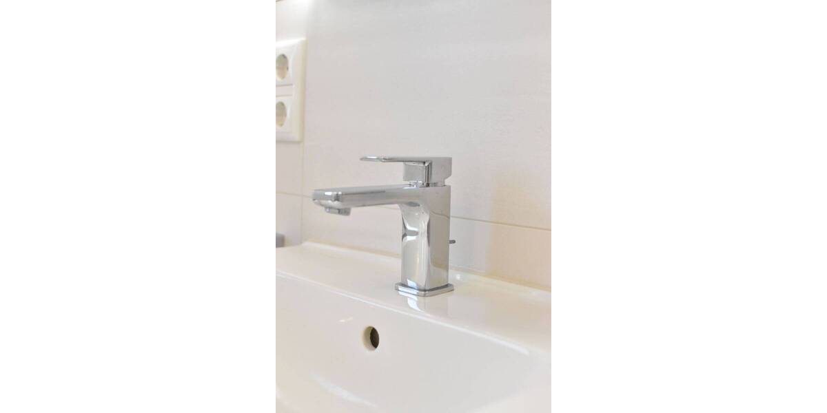 Etagenwohnung Leipzig Leutzsch - 2 Zimmer, 80 m&sup2;, 1.090&euro; | Angebot:26583815