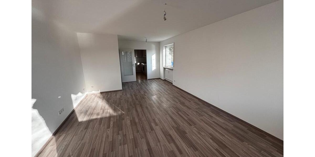 Etagenwohnung Lauchringen - 3 Zimmer, 80 m&sup2;, 1.200&euro; | Angebot:25893571