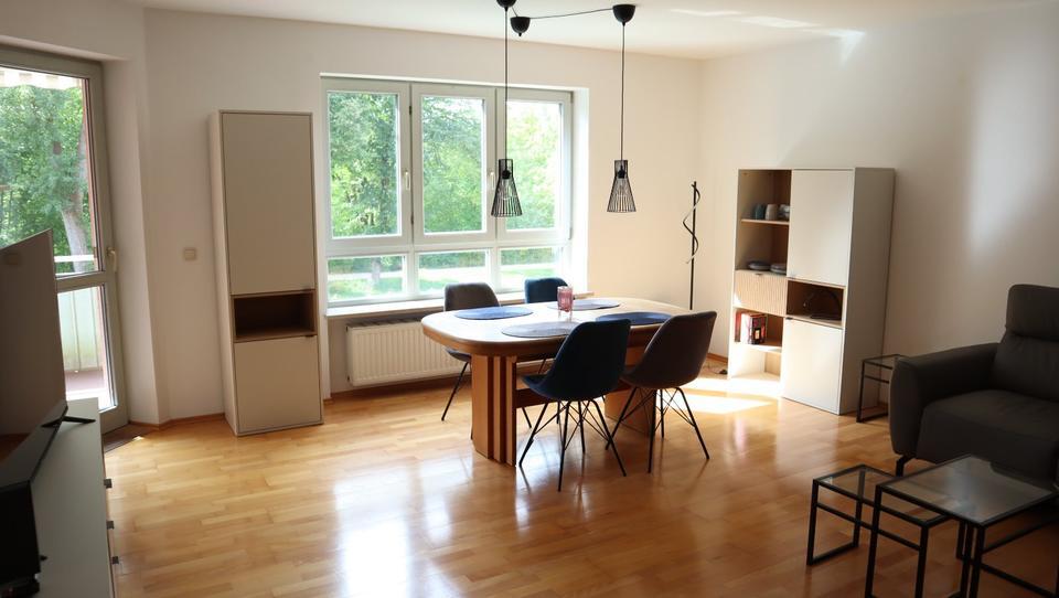 Ruhig & möbliert direkt am Lech 3 ZKB Wohnung mit Balkon