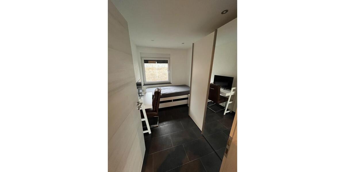 Wohnen auf Zeit Wolfsburg Almke - 8 Zimmer, 20 m&sup2;, 220&euro; | Angebot:24365670