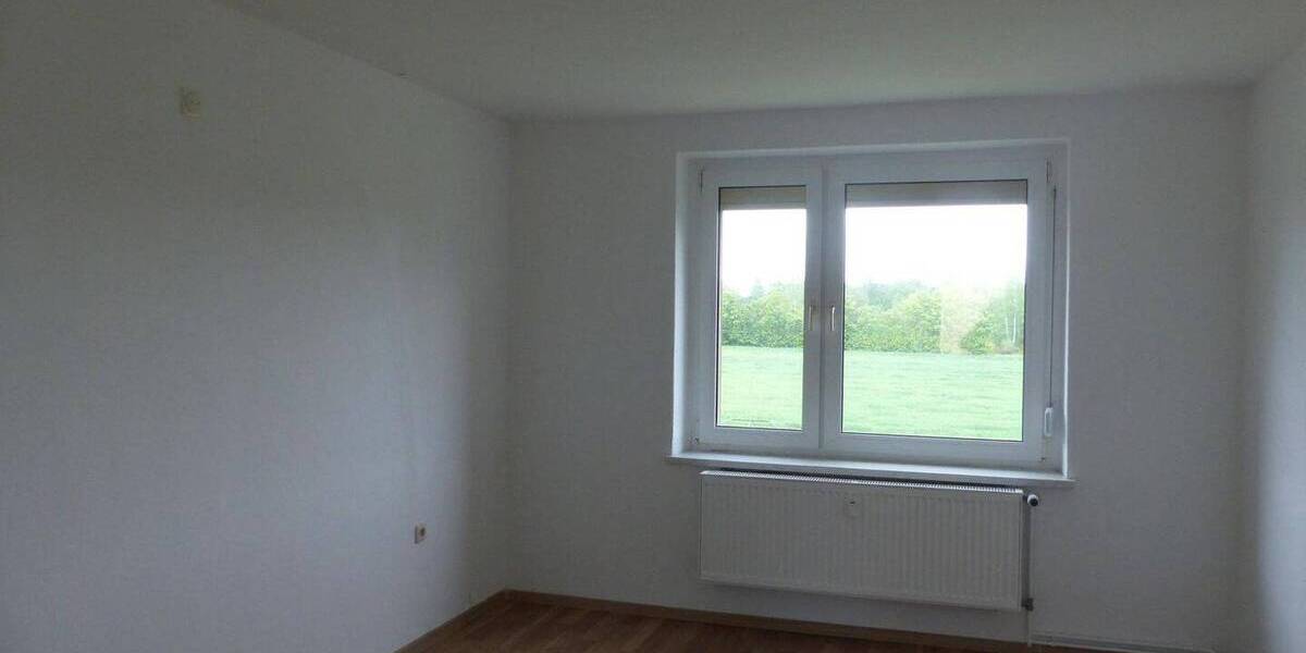 Etagenwohnung Wermdsorf Luppa - 2 Zimmer, 48 m&sup2;, 310&euro; | Angebot:26513106