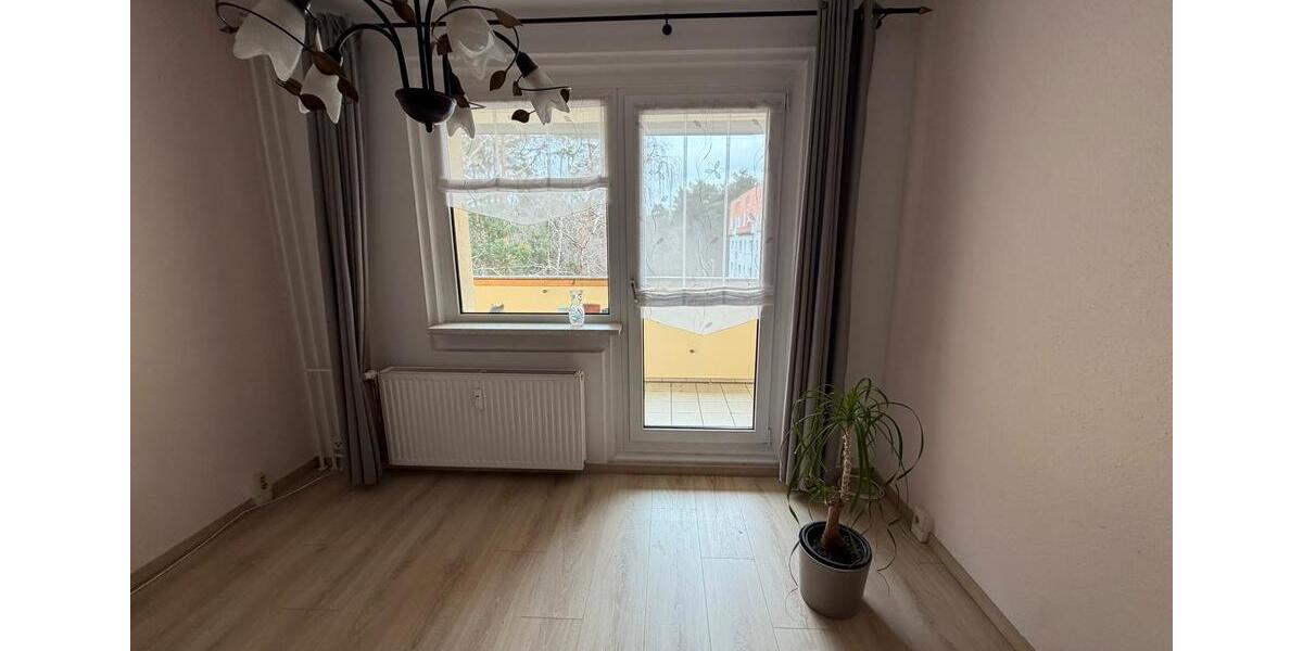 Etagenwohnung Bestensee - 3 Zimmer, 67 m&sup2;, 900&euro; | Angebot:25965774