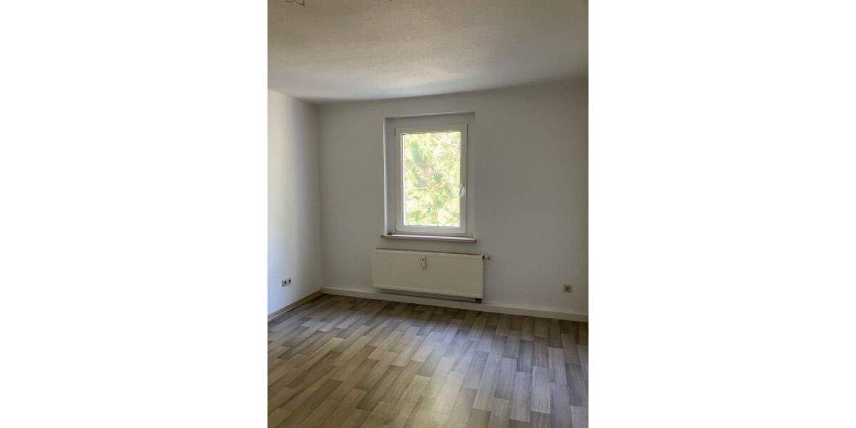 Etagenwohnung Lauta Torno - 2 Zimmer, 60 m&sup2;, 360&euro; | Angebot:25694755