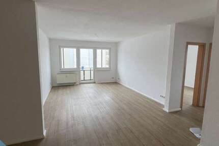 Wohnung zum Mieten in Dahlenwarsleben 560 € 75 m² 3 zimmer