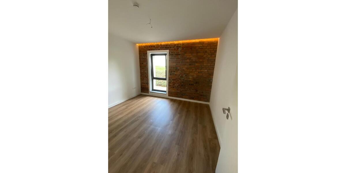 Terrassenwohnung Treuen - 4 Zimmer, 175 m&sup2;, 1.750&euro; | Angebot:25991296