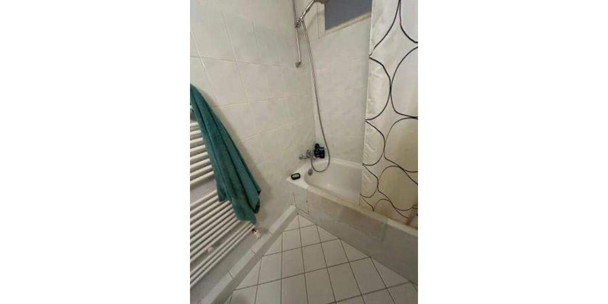 Dachgeschoßwohnung Bremen Neustadt - 1.5 Zimmer, 25 m&sup2;, 440&euro; | Angebot:25221851