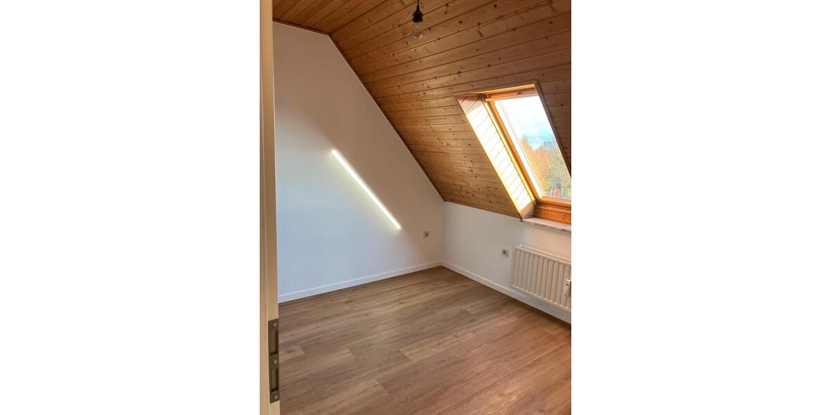 Renovierte 3Zi. DG-Wohnung in Bebertal mit schöner Aussicht 3 zimmer