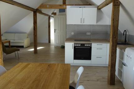 Möbliertes Designer DG-Loft alles inkl. und löffelfertig 1 zimmer