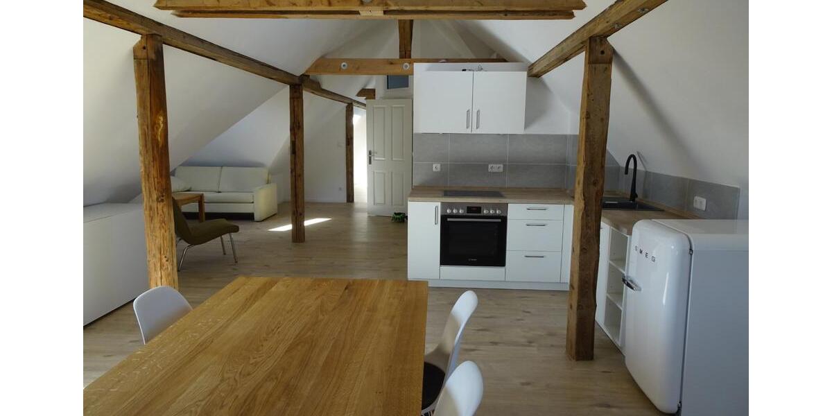 Möbliertes Designer DG-Loft alles inkl. und löffelfertig 1 zimmer