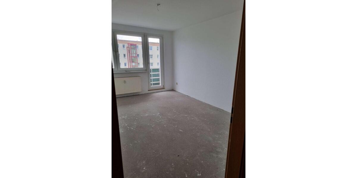 Etagenwohnung Grimmen - 1 Zimmer, 33 m&sup2;, 272&euro; | Angebot:24770085
