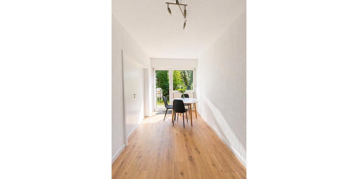 Wohnen auf Zeit Paderborn Neuenbeken - 14 Zimmer, 70 m&sup2;, 395&euro; | Angebot:26388406