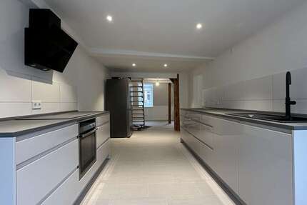 Wohnung Karlsruhe / Innenstadt-West West - 4 Zimmer, 110 m&sup2;, 1.795&euro; | Angebot:26137290