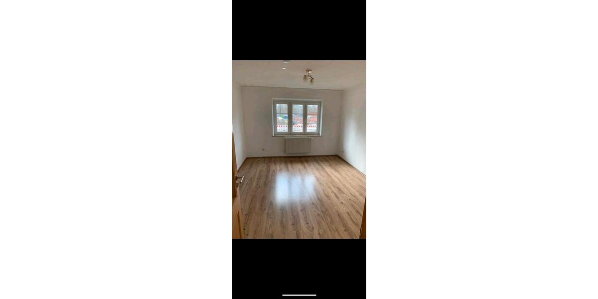 Wohnen auf Zeit Augsburg Innenstadt - 14 Zimmer, 92 m&sup2;, 498&euro; | Angebot:25934419