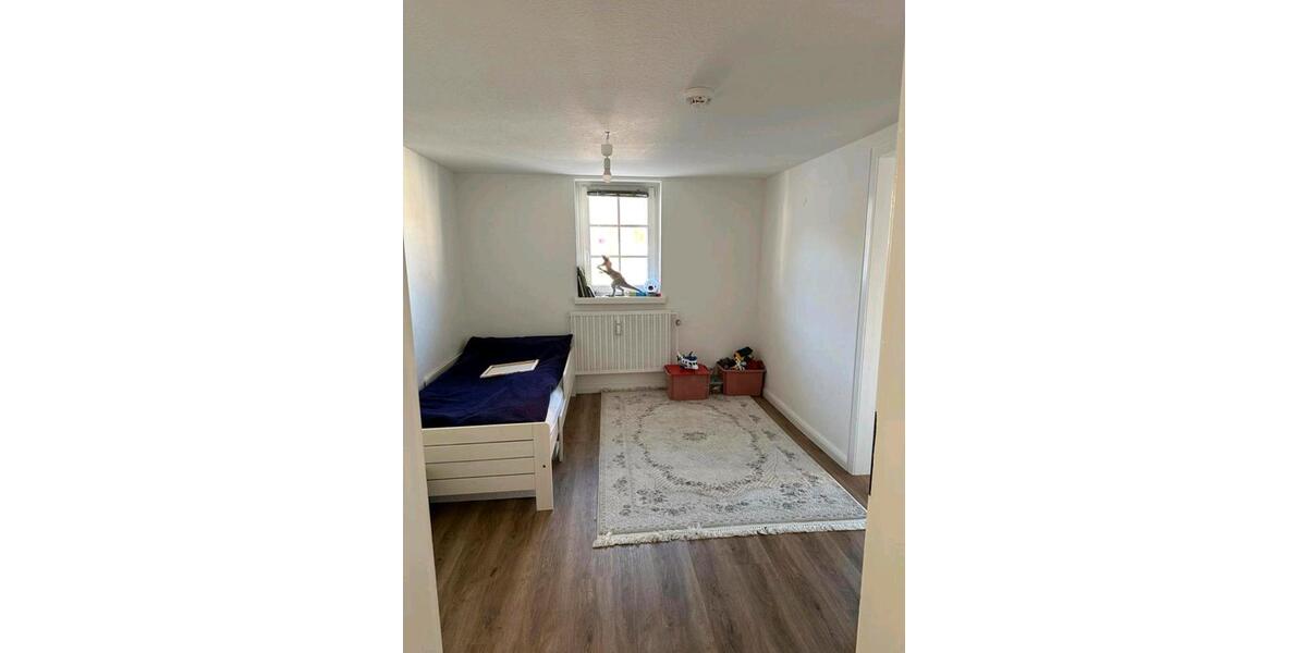 Etagenwohnung Bebra - 5 Zimmer, 100 m&sup2;, 575&euro; | Angebot:26577788