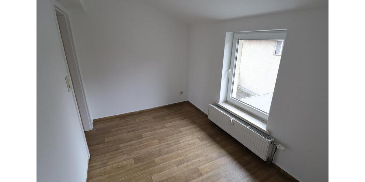 Kleine, gemütliche 2-Zimmer Wohnung im Dachgeschoss - Dr.-Wilhelm-Külz-Str. 16, Doberlug-Kirchhain 2 zimmer