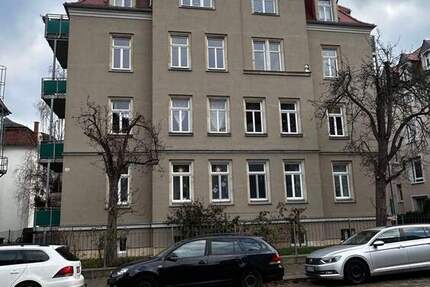 Familien aufgepasst! Balkon, 2 Bäder, Parkett 4 zimmer