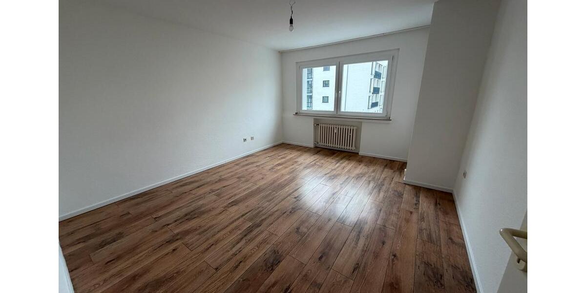 Etagenwohnung Köln Ehrenfeld - 1 Zimmer, 42 m&sup2;, 780&euro; | Angebot:25232917
