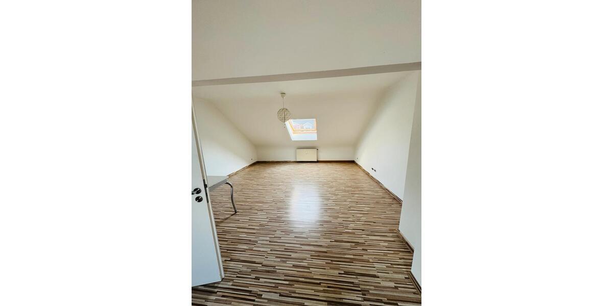 Dachgeschoßwohnung Wadgassen - 2 Zimmer, 70 m&sup2;, 630&euro; | Angebot:26221108