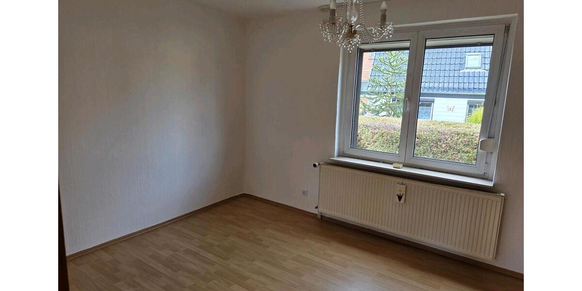 Einfamilienhaus Gräfenhainichen - 4 Zimmer, 100 m&sup2;, 1.000&euro; | Angebot:26705719