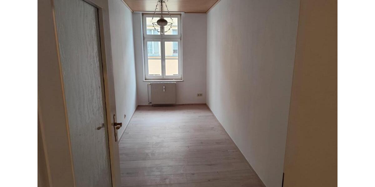 Etagenwohnung Beeskow - 3 Zimmer, 95 m&sup2;, 750&euro; | Angebot:26095144
