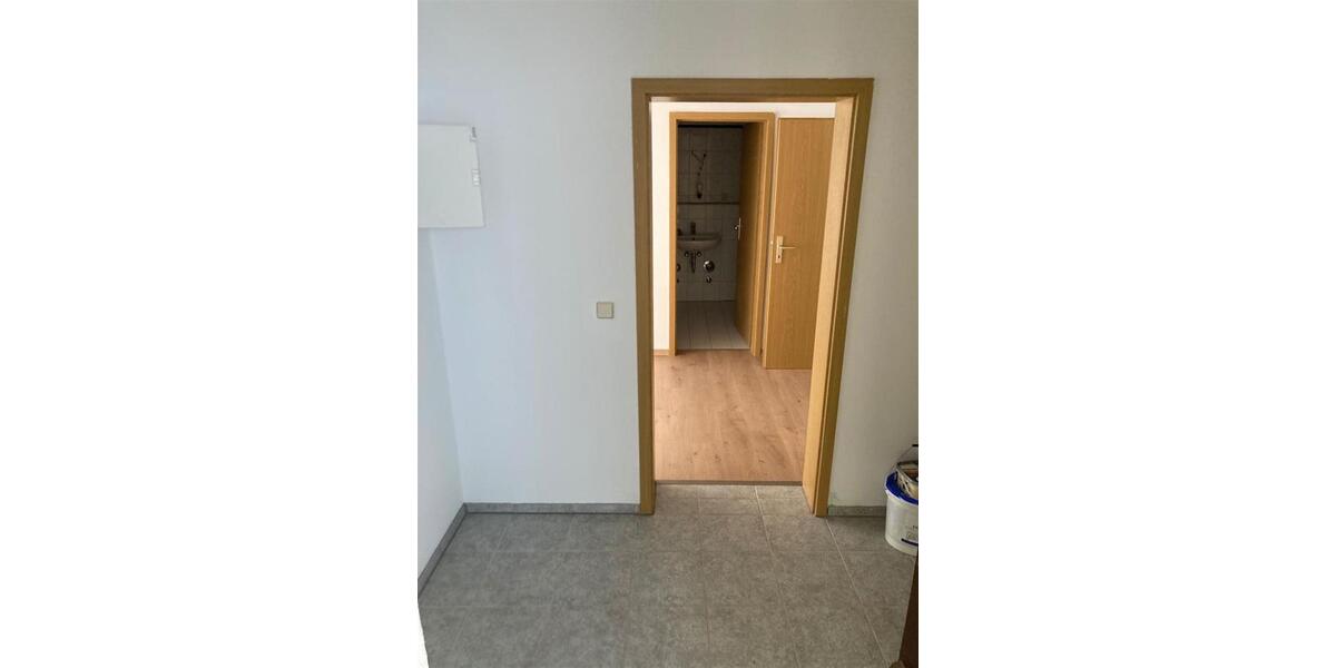 Etagenwohnung Leisnig - 2 Zimmer, 68 m&sup2;, 299&euro; | Angebot:26041736