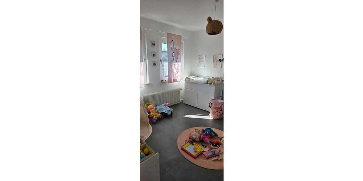 Etagenwohnung Oberhausen - 3 Zimmer, 71 m&sup2;, 950&euro; | Angebot:26315010