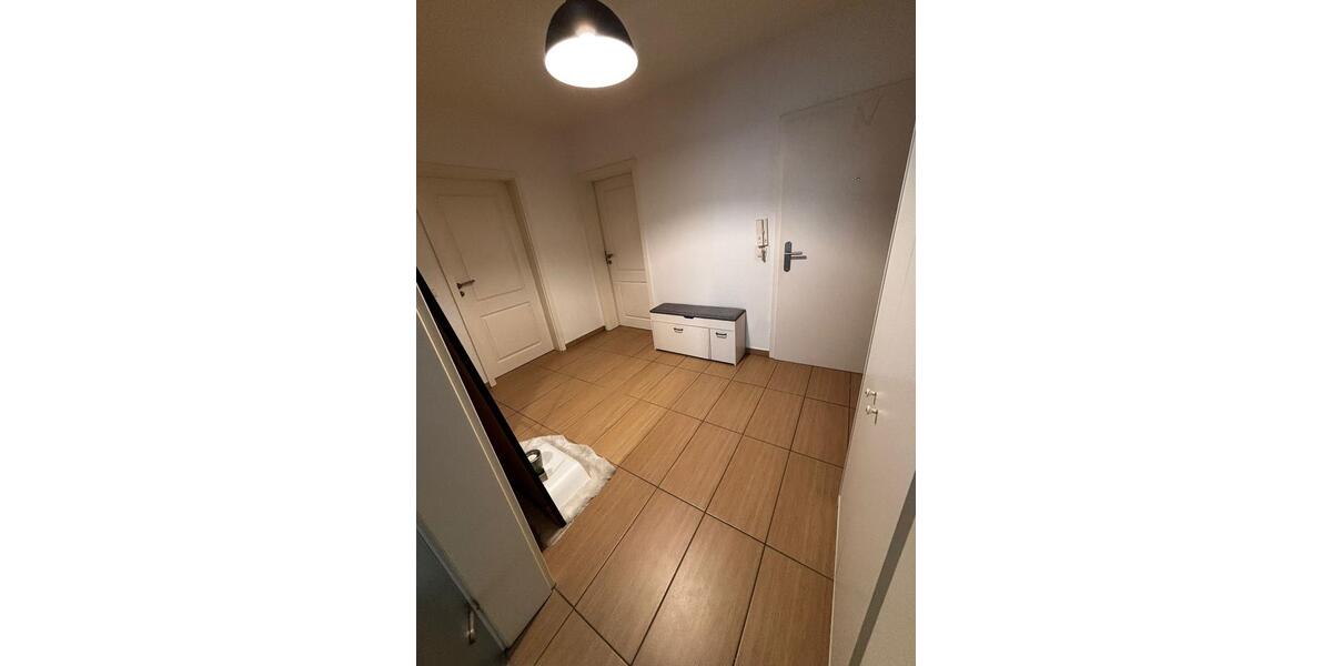 Etagenwohnung Köln Rodenkirchen - 4 Zimmer, 120 m&sup2;, 2.400&euro; | Angebot:26602705