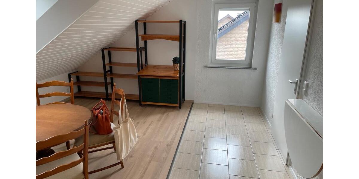 Dachgeschoßwohnung Bad Salzuflen Biemsen-Ahmsen - 2 Zimmer, 63 m&sup2;, 640&euro; | Angebot:26023984