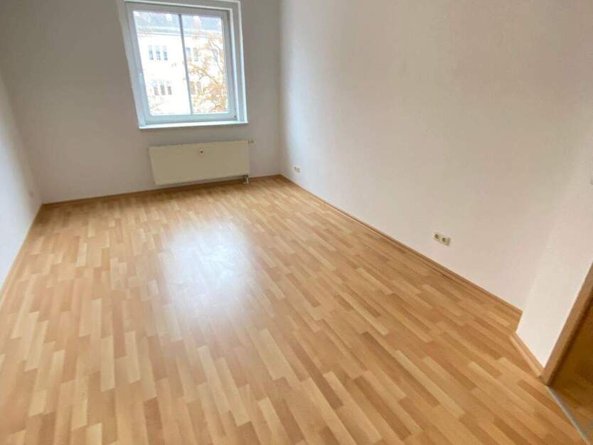 *Zeißstr. * 2 Raum Wohnung mit Balkon ! 3 zimmer