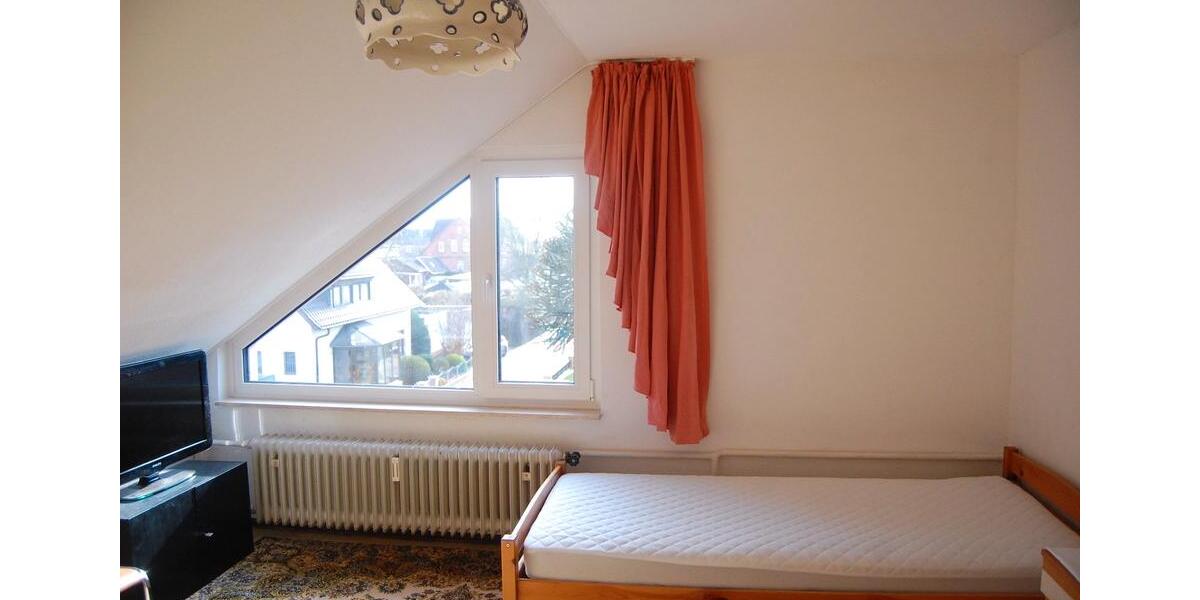 Etagenwohnung Hannover Linden-Limmer - 1 Zimmer, 20 m&sup2;, 330&euro; | Angebot:26112898