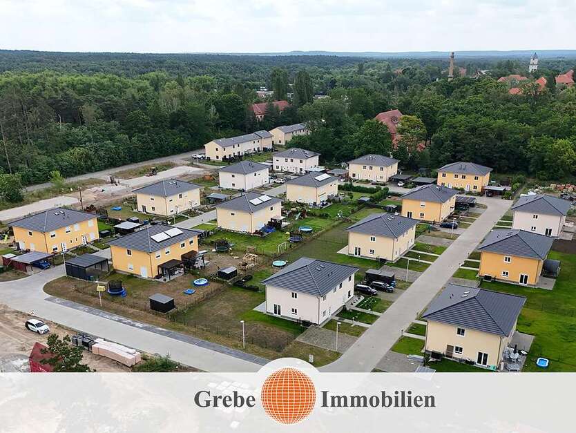 Haus zum Mieten in Zossen 1.750 € 123 m²