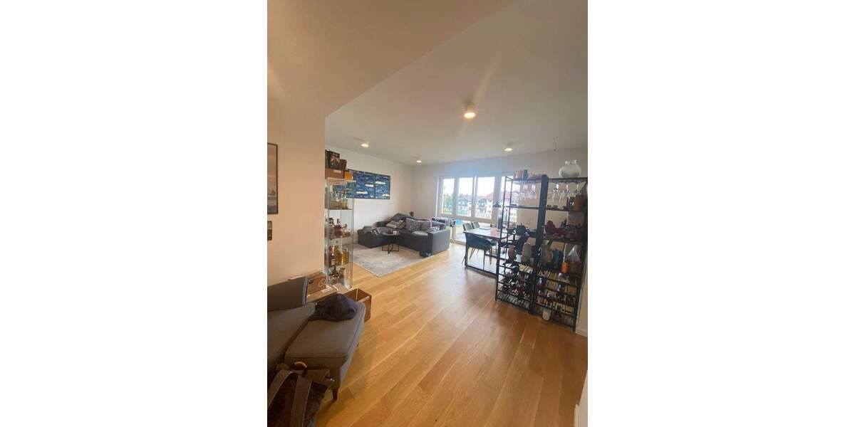 Neuwertige 2-Zimmer-Wohnung mit Wintergarten in Holzkirchen 2 zimmer