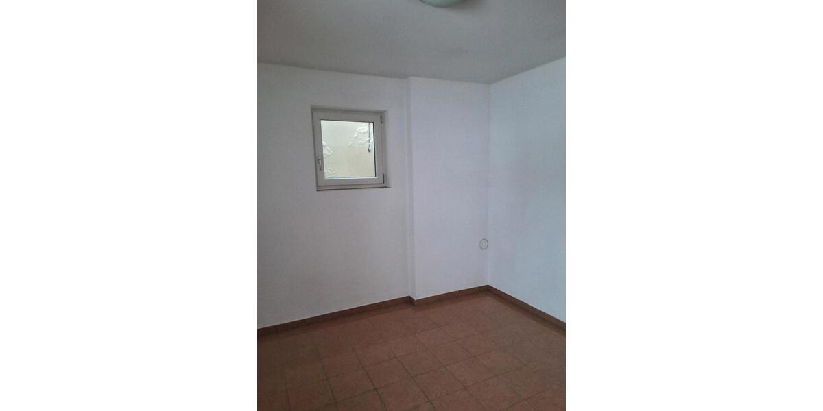 Etagenwohnung Oberviechtach - 2 Zimmer, 115 m&sup2;, 700&euro; | Angebot:24658291