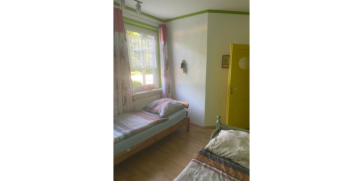 Etagenwohnung Bützow - 4 Zimmer, 100 m&sup2;, 1.300&euro; | Angebot:25961025