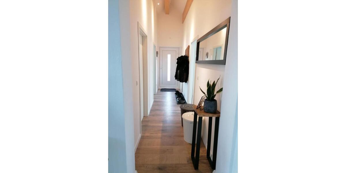 Etagenwohnung Parkstetten - 3 Zimmer, 90 m&sup2;, 1.150&euro; | Angebot:25931440