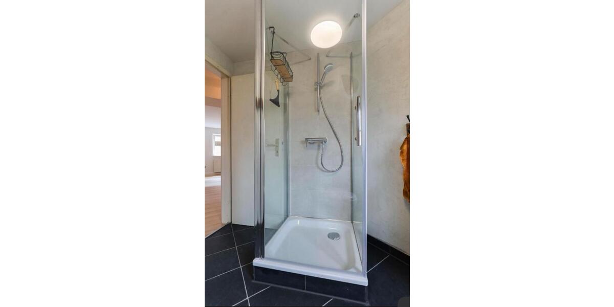 Etagenwohnung Erfurt - 1 Zimmer, 40 m&sup2;, 1.000&euro; | Angebot:26125265