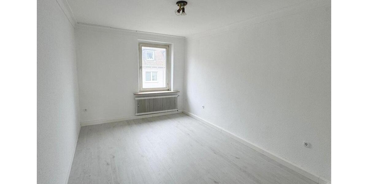 Etagenwohnung Herne Eickel - 5 Zimmer, 120 m&sup2;, 900&euro; | Angebot:25933373