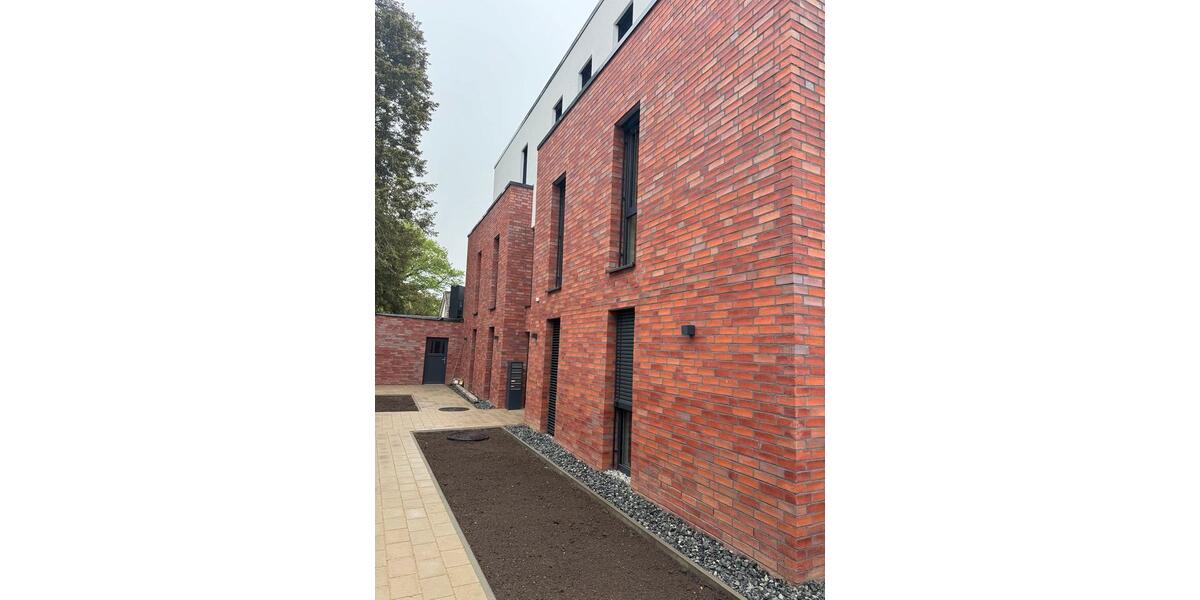 Einfamilienhaus Celle - 4 Zimmer, 150 m&sup2;, 1.800&euro; | Angebot:26442202