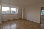 Dachgeschoßwohnung Zwickau - 2 Zimmer, 65 m&sup2;, 300&euro; | Angebot:25921314