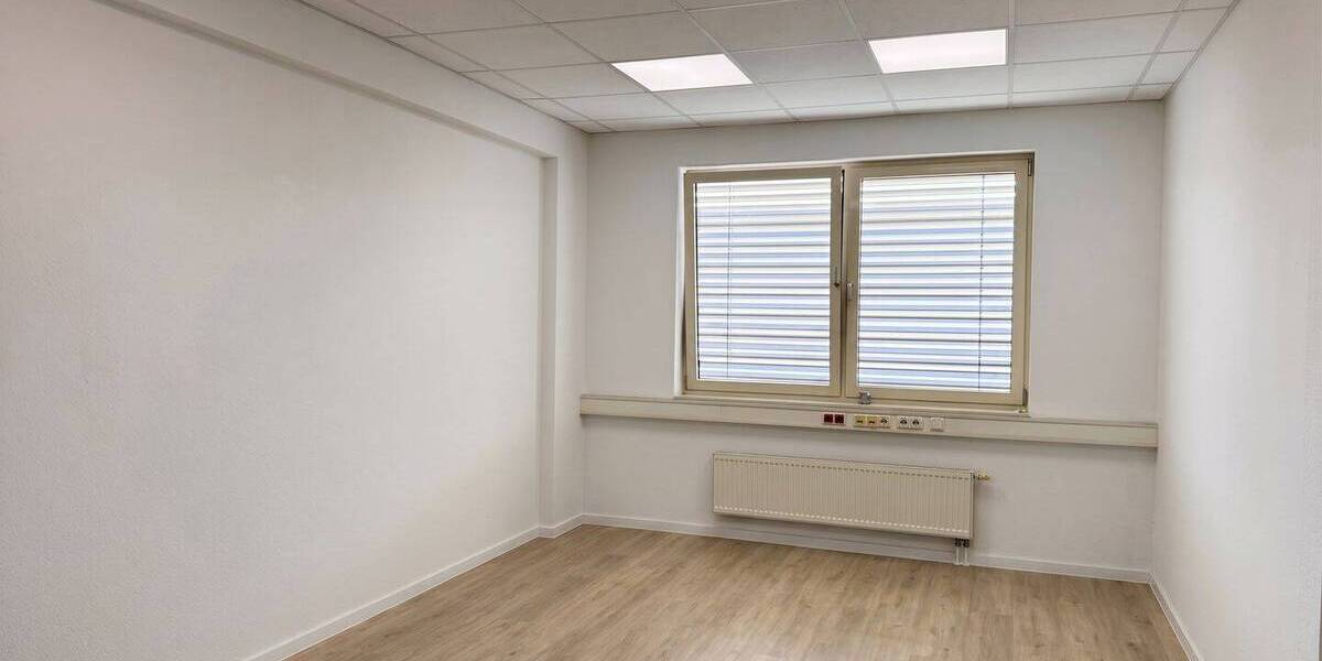 Gewerbeobjekt Willich Wekeln - 4 Zimmer, 190 m&sup2;, 1.899&euro; | Angebot:26554256