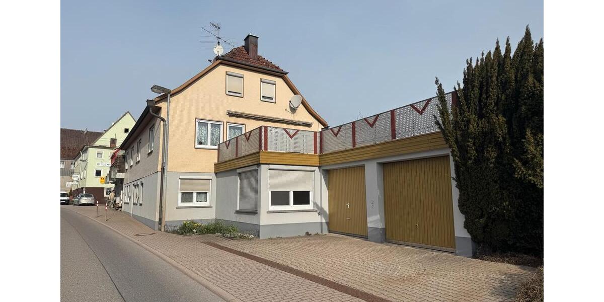 Erdgeschoßwohnung Altensteig - 4 Zimmer, 105 m&sup2;, 859&euro; | Angebot:26252285